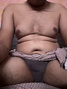 Snapshot of spicey_sunny chatting on 11.05.25 spicey sunny online show from 11.05.25