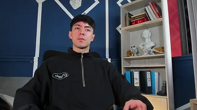 etham wolf  online show from 11.11.25