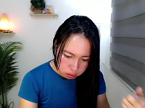 Snapshot of kimbratx chatting on 10.14.25 kimbratx online show from 10.14.25