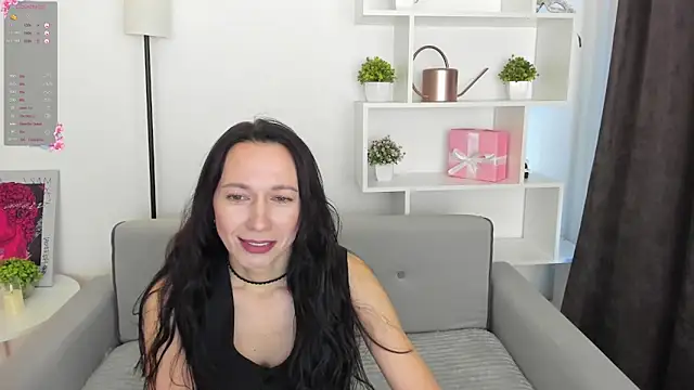 Snapshot of RubiHarlot chatting on 10.19.25 RubiHarlot online show from 10.19.25