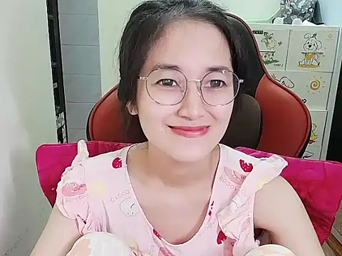 Shulee21 online show from 09.13.25