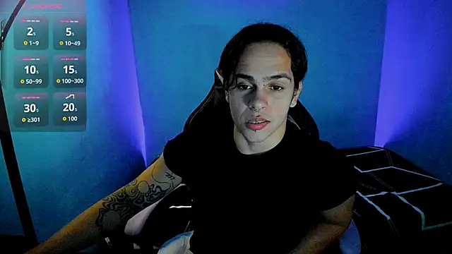 Snapshot of Maximiliano_scoott__ chatting on 09.10.25 Maximiliano scoott   online show from 09.10.25