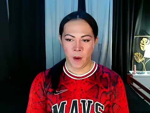 Snapshot of _Carmilla chatting on 09.09.25 Carmilla online show from 09.09.25