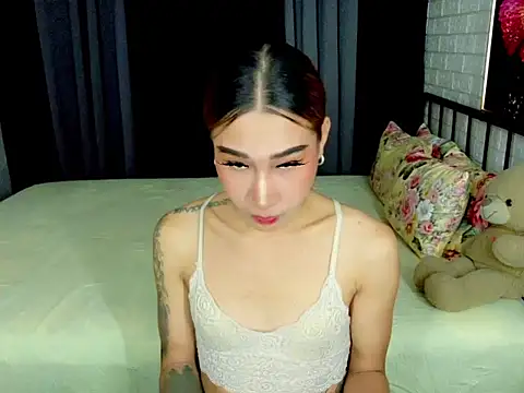 TRANSGODDESSA online show from 09.30.25