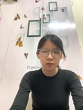 meomeo2k6 online show from 11.19.25