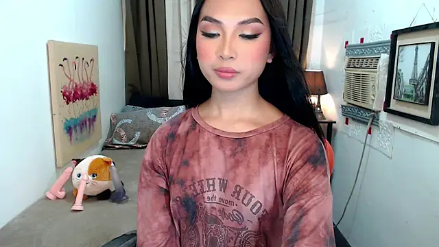 Snapshot of Goddess_Isabel chatting on 10.08.25 Goddess Isabel online show from 10.08.25