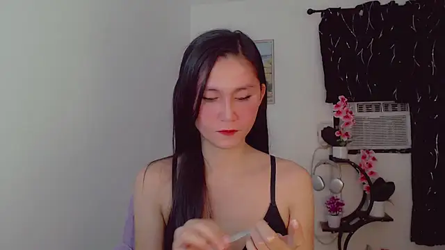 Snapshot of anne_smithe chatting on 09.15.25 anne smithe online show from 09.15.25