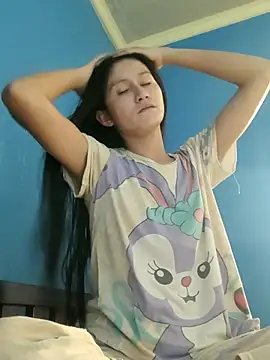 Snapshot of anne_smithe chatting on 09.19.25 anne smithe online show from 09.19.25