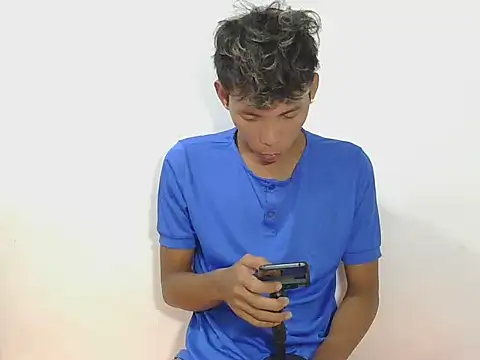 Snapshot of isanxxx chatting on 10.15.25 isanxxx online show from 10.15.25