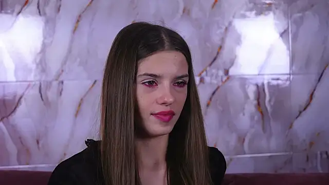 Snapshot of sukie_spooky chatting on 10.04.25 sukie spooky online show from 10.04.25