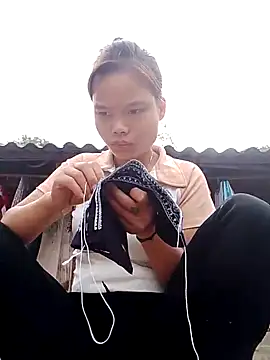 Snapshot of CloudyChu chatting on 09.18.25 CloudyChu online show from 09.18.25