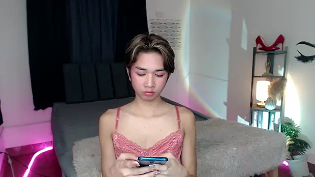 Snapshot of Lavictoriathegreat chatting on 11.19.25 Lavictoriathegreat online show from 11.19.25