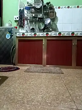 Snapshot of SexyQueen99 chatting on 09.18.25 SexyQueen99 online show from 09.18.25