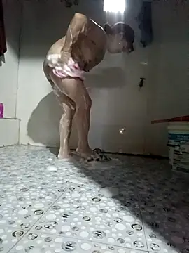 Snapshot of SexyQueen99 chatting on 09.30.25 SexyQueen99 online show from 09.30.25