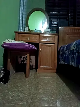 Snapshot of SexyQueen99 chatting on 10.31.25 SexyQueen99 online show from 10.31.25