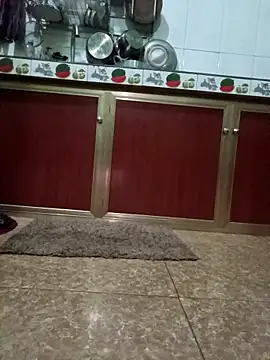 Snapshot of SexyQueen99 chatting on 11.22.25 SexyQueen99 online show from 11.22.25