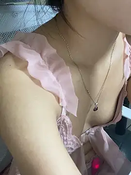 Mina048 online show from 10.06.25