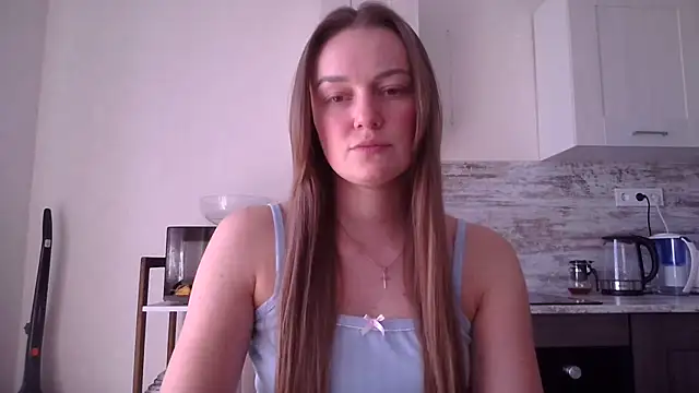 Snapshot of Odmasi chatting on 09.25.25 Odmasi online show from 09.25.25