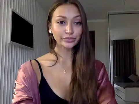 Snapshot of Sainaa1 chatting on 10.25.25 Sainaa1 online show from 10.25.25