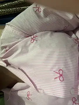 Snapshot of sexyriya____ chatting on 10.25.25 sexyriya online show from 10.25.25