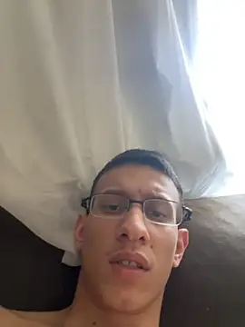 safadezanunes2 online show from 09.10.25