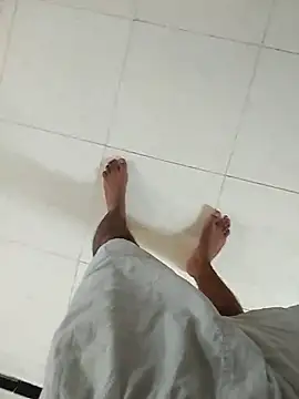 Snapshot of shreyas79 chatting on 11.01.25 shreyas79 online show from 11.01.25