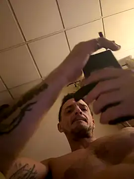 Snapshot of xixopuaff88 chatting on 09.13.25 xixopuaff88 online show from 09.13.25