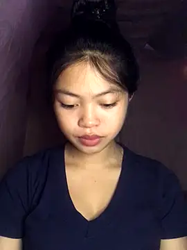 Snapshot of Thy00__ chatting on 10.08.25 Thy00   online show from 10.08.25