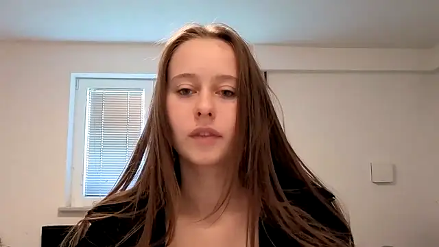 Snapshot of Kisacka chatting on 10.25.25 Kisacka online show from 10.25.25