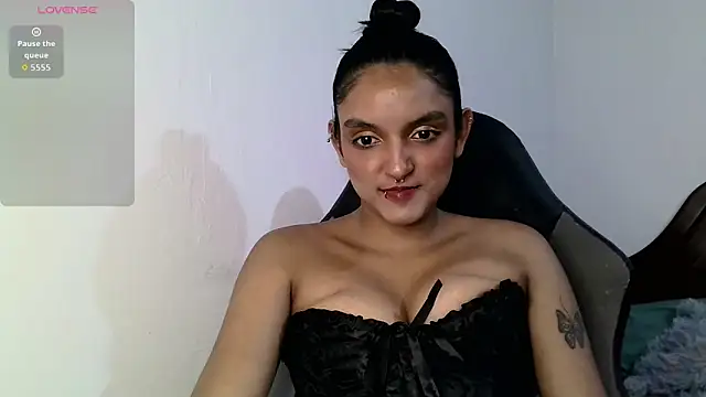 Ari 20  online show from 10.17.25