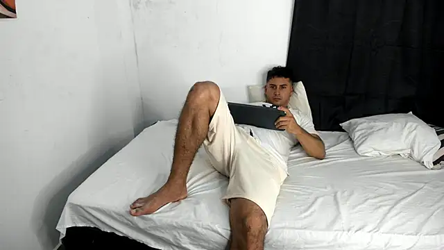 Snapshot of ashlan_king chatting on 10.14.25 ashlan king online show from 10.14.25