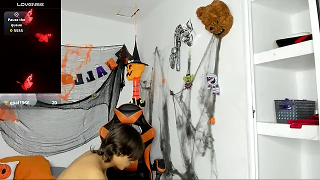 kenshi roa online show from 10.18.25