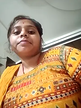 Snapshot of Hot_crety chatting on 09.19.25 Hot crety online show from 09.19.25