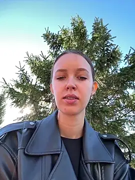 ElliRose online show from 09.27.25