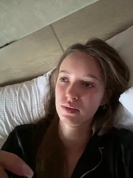 ElliRose online show from 10.24.25