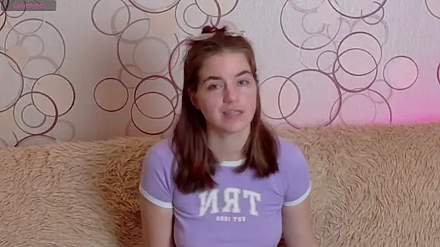 Snapshot of ElzaBlis chatting on 09.22.25 ElzaBlis online show from 09.22.25