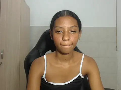 Snapshot of yukari_pr chatting on 12.04.25 yukari pr online show from 12.04.25