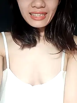 Snapshot of Hinna_x chatting on 10.06.25 Hinna x online show from 10.06.25