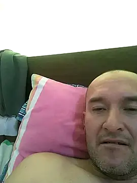 Snapshot of Josephfas chatting on 09.18.25 Josephfas online show from 09.18.25