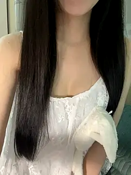 Dior baby online show from 09.11.25