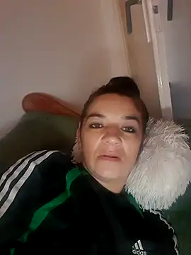 alinaalinutzq online show from 10.11.25