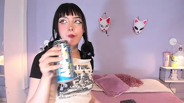 Snapshot of Zoe_Lynch_ chatting on 09.12.25 Zoe Lynch online show from 09.12.25