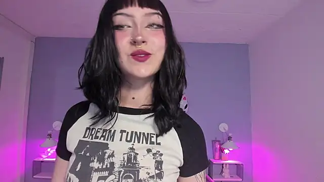 Snapshot of Zoe_Lynch_ chatting on 09.28.25 Zoe Lynch online show from 09.28.25