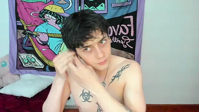 Snapshot of sai_l01 chatting on 11.19.25 sai l01 online show from 11.19.25