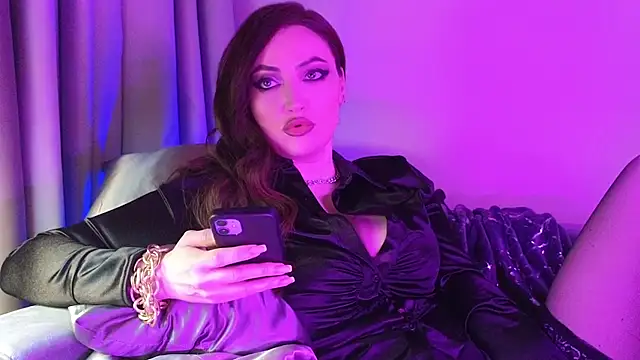 AliceJameson online show from 11.10.25