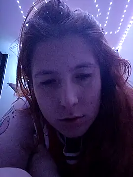 Snapshot of Shayla_VL chatting on 10.31.25 Shayla VL online show from 10.31.25