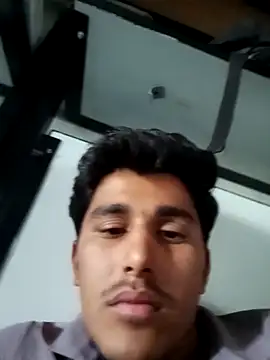 Snapshot of HarryChoudhary21 chatting on 11.15.25 HarryChoudhary21 online show from 11.15.25