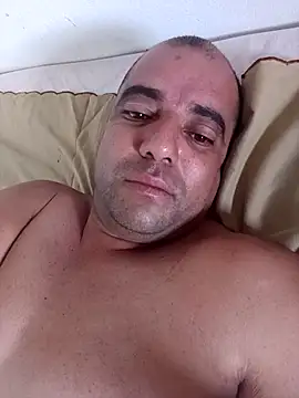 Snapshot of Viniciusnasuavagina chatting on 10.18.25 Viniciusnasuavagina online show from 10.18.25