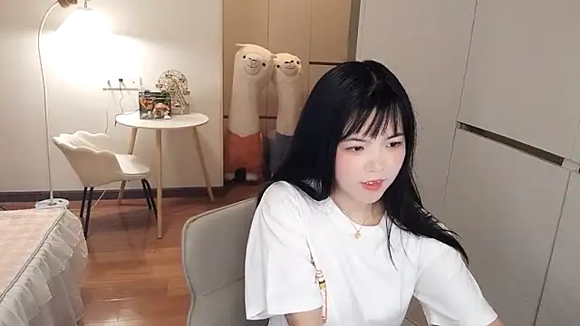 Snapshot of XiaoAnQi chatting on 10.13.25 XiaoAnQi online show from 10.13.25