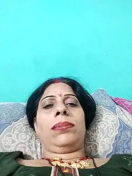 Snapshot of Soniya_Roy chatting on 10.13.25 Soniya Roy online show from 10.13.25